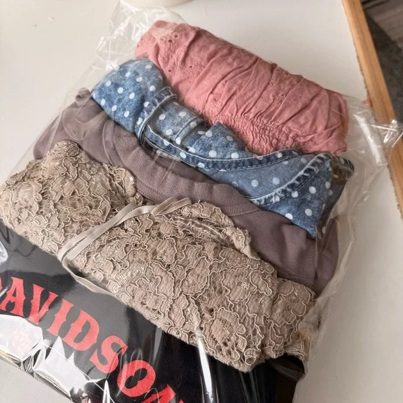 🌸🌻5 SUMMER TOPS🌻🌸 - Picture 8 of 8